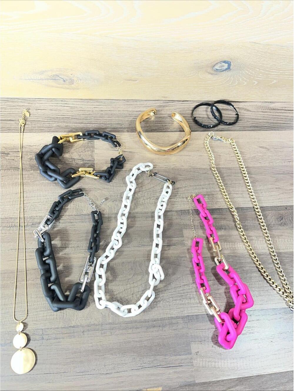 Modern Fashion jewelry, Necklaces, Earrings Lot